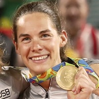 Kira Walkenhorst  | wikipedia