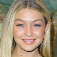 Gigi Hadid  | wikipedia