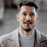 Uraz Kaygilaroglu  | Wikipedia