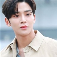 Kim Seok-woo  | Wikipedia