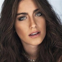 Hazal Kaya  | wikipedia