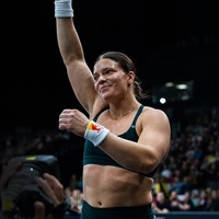 Laura Horváth  | wikipedia