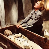 Miriam si sveglia a mezzanotte  | Metro-Goldwyn-Mayer, Peerford Ltd.