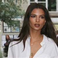 Emily Ratajkowski  | wikipedia