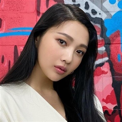 Joy Red Velvet